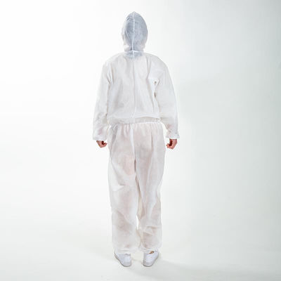 Quantité universelle 50 d'isolement d'ISO13485 SIGNO de taille jetable blanche de robe par cas