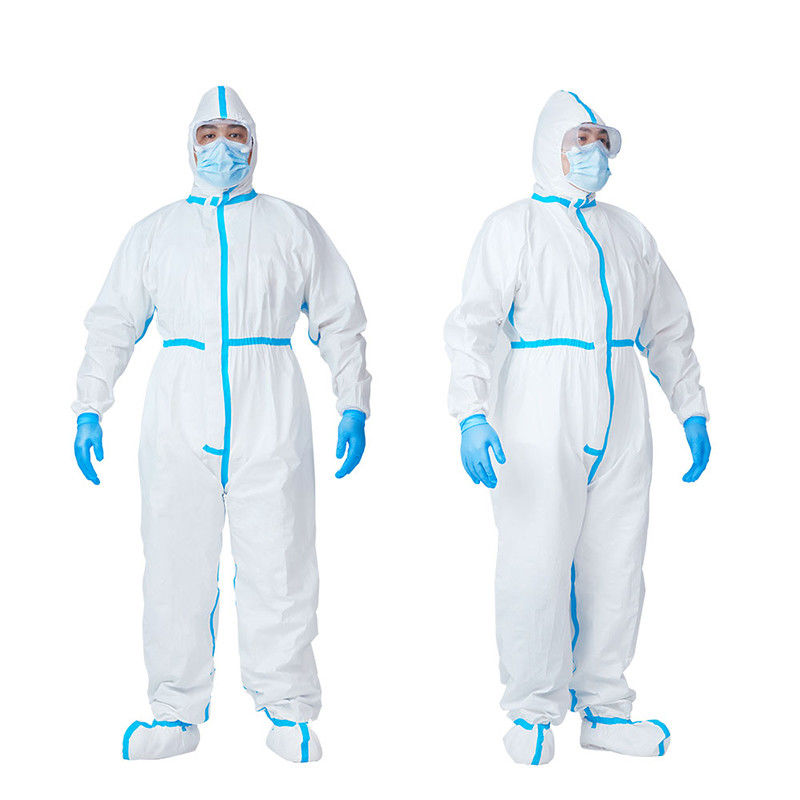 Combinaison protectrice jetable microporeuse unie avec le chapeau et la couverture de pied